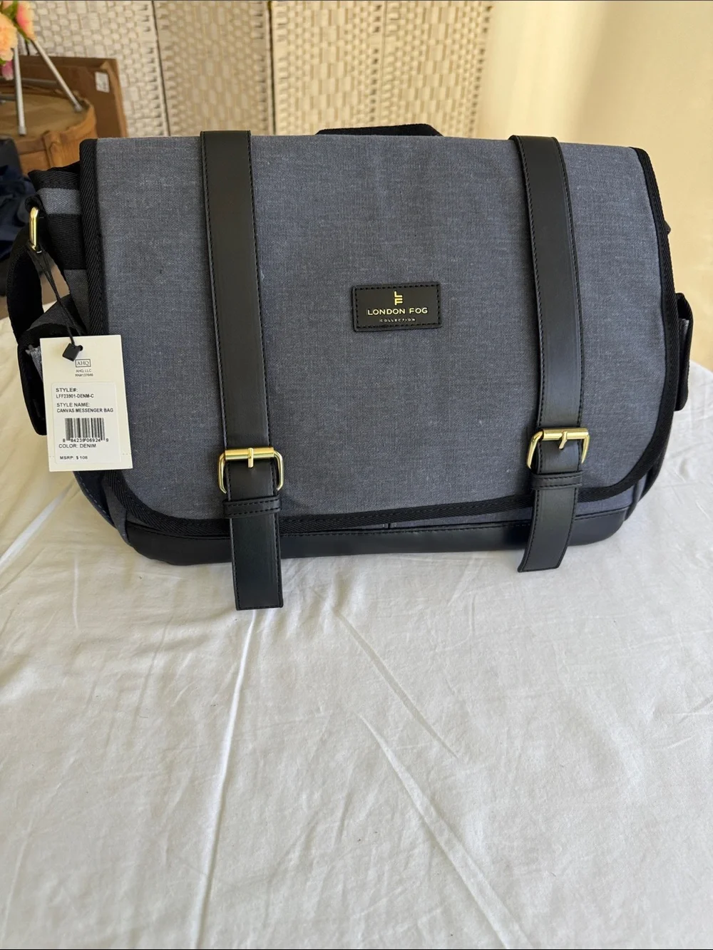 London Fog Gray and Black Men’s Messenger Bag